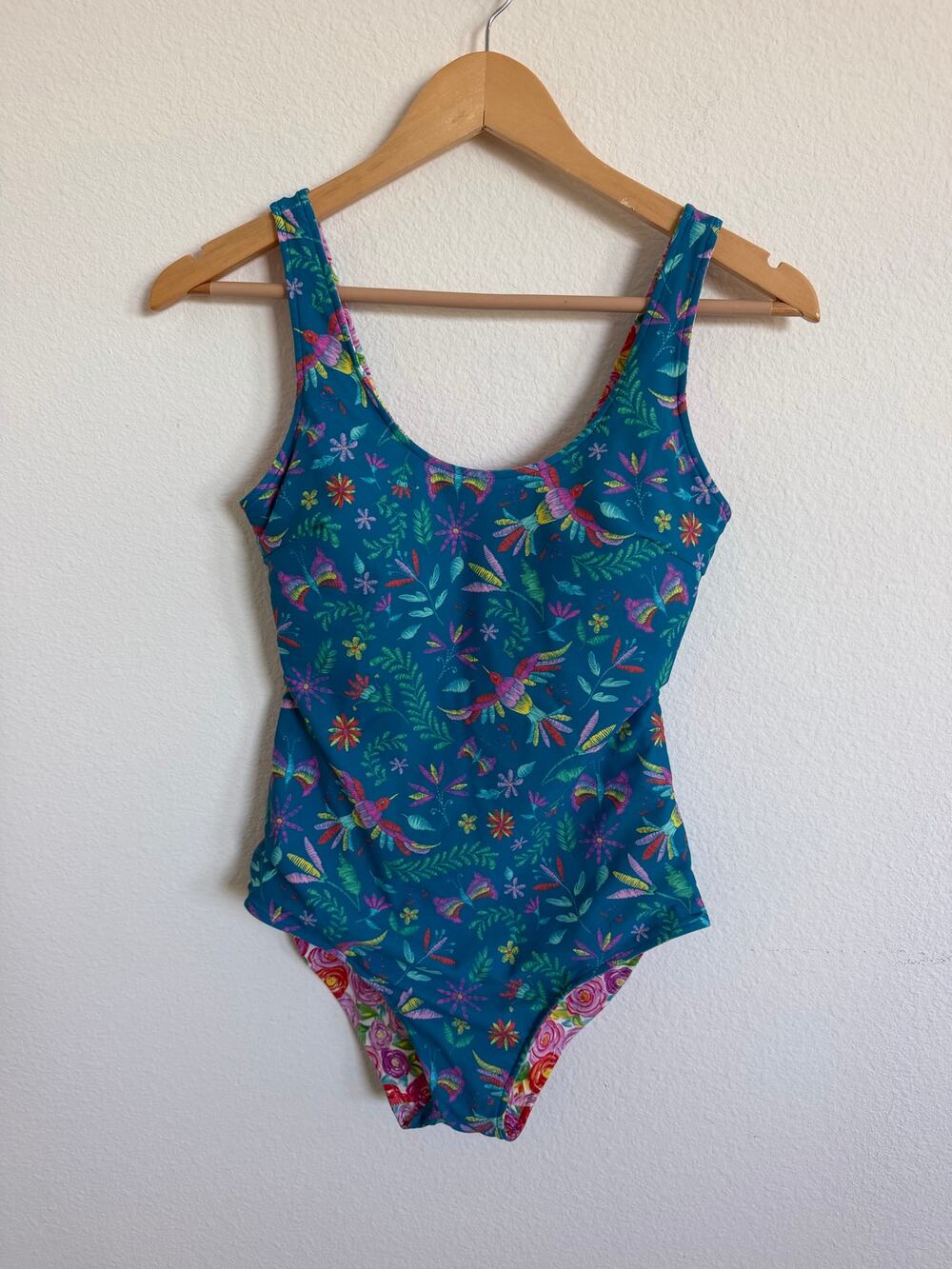 Posh Peanut Womens Reversible One-Piece Swimsuit Floral Birds Size Small NWOT